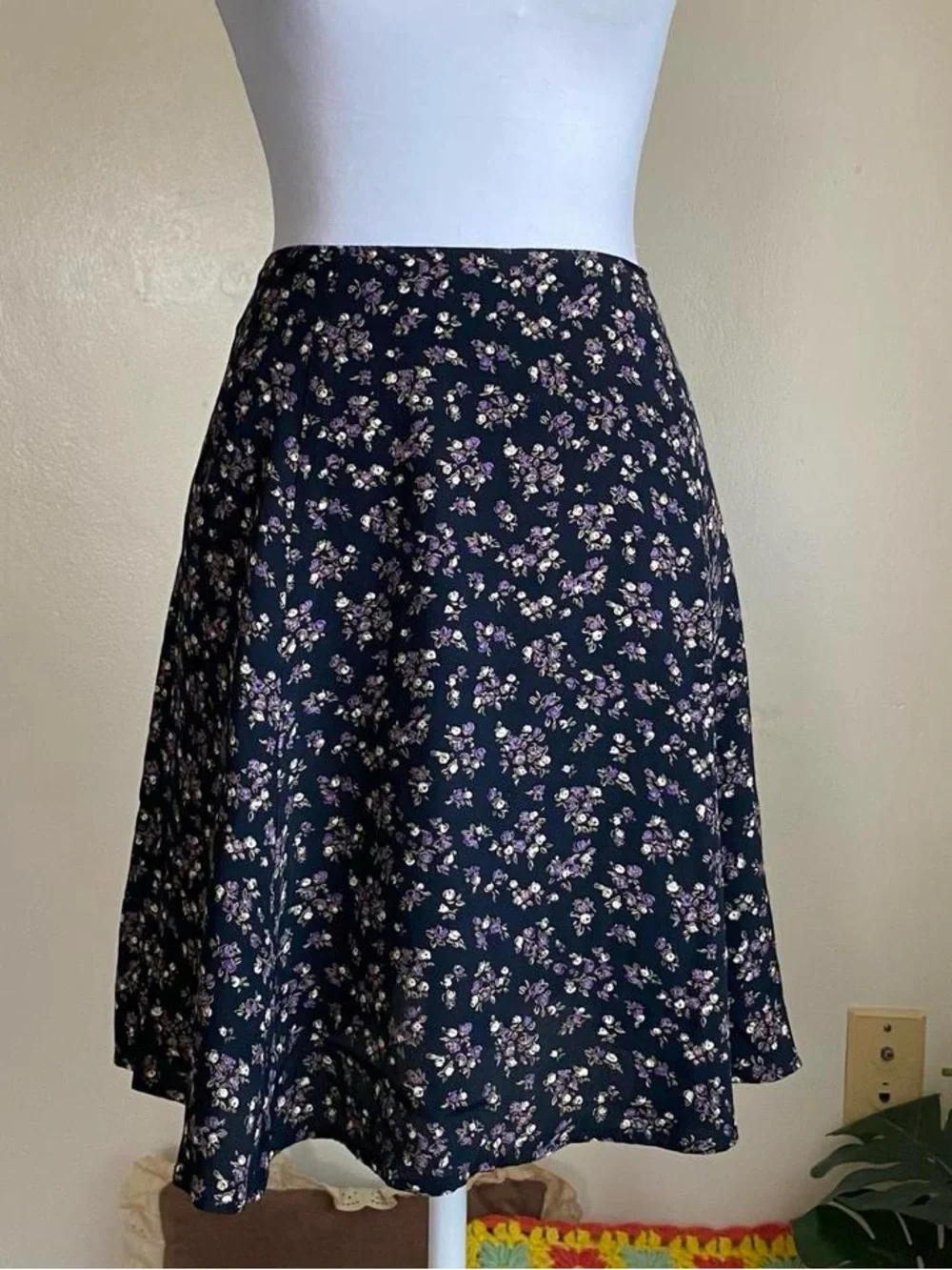 Vintage 90s floral mini skirt